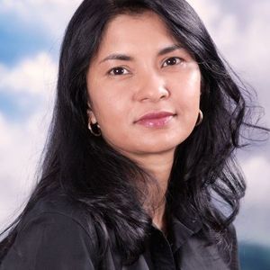 Meet your Posher, Bibi